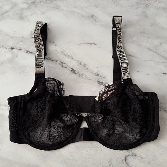 Victoria's Secret Black Lace Bra - Picture 1 of 3